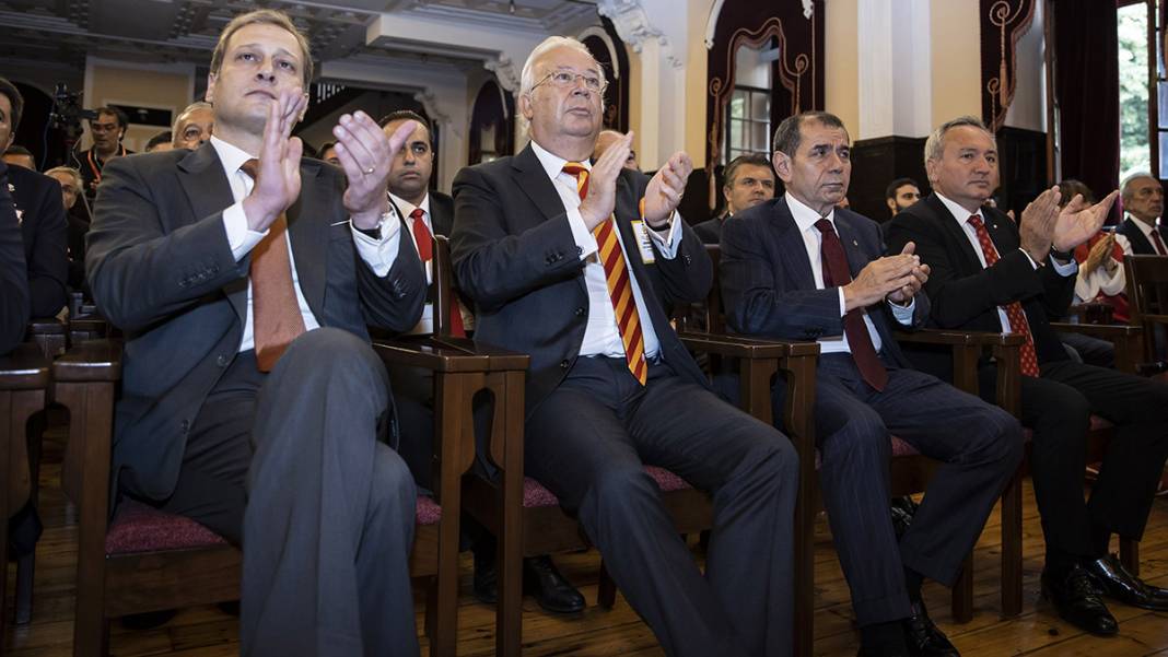 Galatasaray 39. başkanını seçiyor: Oy verme işlemi başladı 5